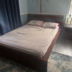 Queen Bed With Side Table