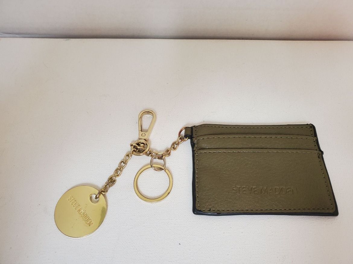 Steve Madden Keychain Card Wallet