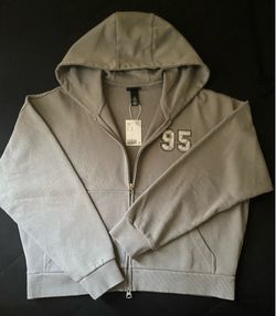 h&m cropped zip up jacket / size M