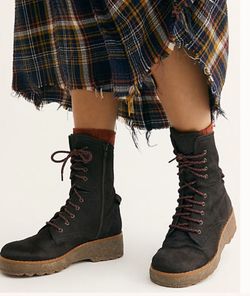 Free People Lace Up Boots 👢 Size 39