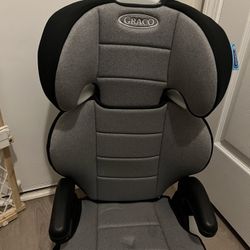 Graco 3 In 1 Grow With Me Car seat 