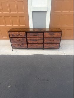 fabric dresser