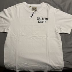 Gallery Dept Tee. 