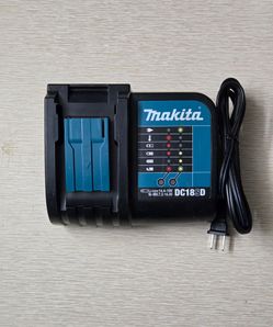 Makita DC18SD Battery Charger