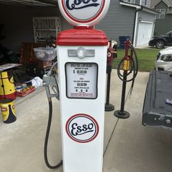 Assorted Antiques/Replicas Automotive And Gas