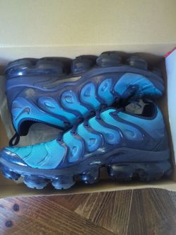 Air vapormaxes plus obsidian blue
