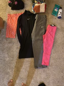 Nike Clothes (NEW)