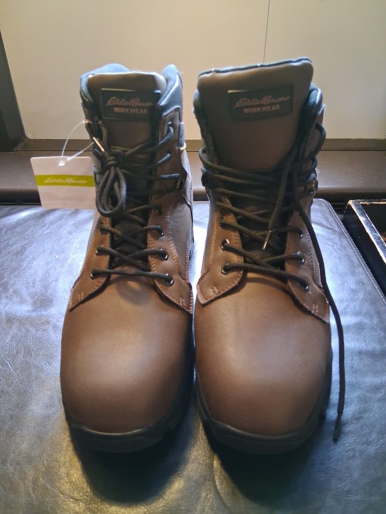 Eddie Bauer Men's Hillsboro Steel Toe Work Boot
Size 13