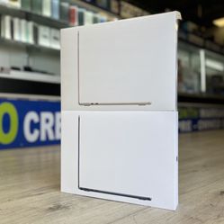 MacBook Air M2 Chip (Latest Model)