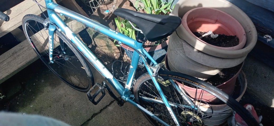Trek Road Bike Excellent Condition