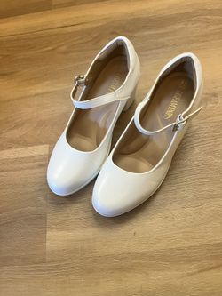 Dream pair Maryjane White Heels