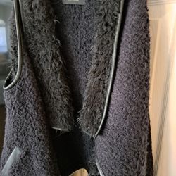 Love Tree Black Open Vest