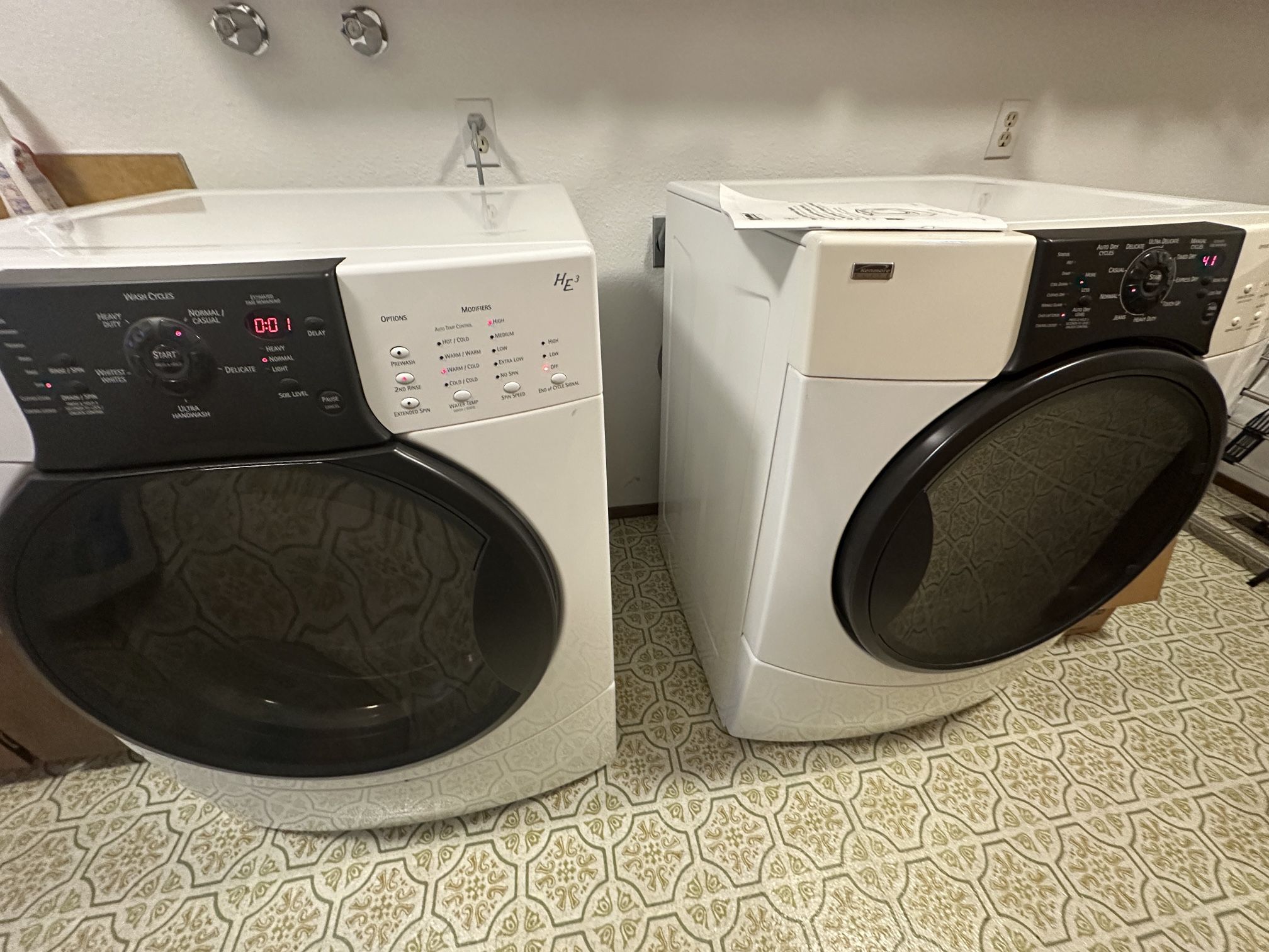 Kenmore Elite Front Loading HE3 Washer Dryer and new Dryer Rack