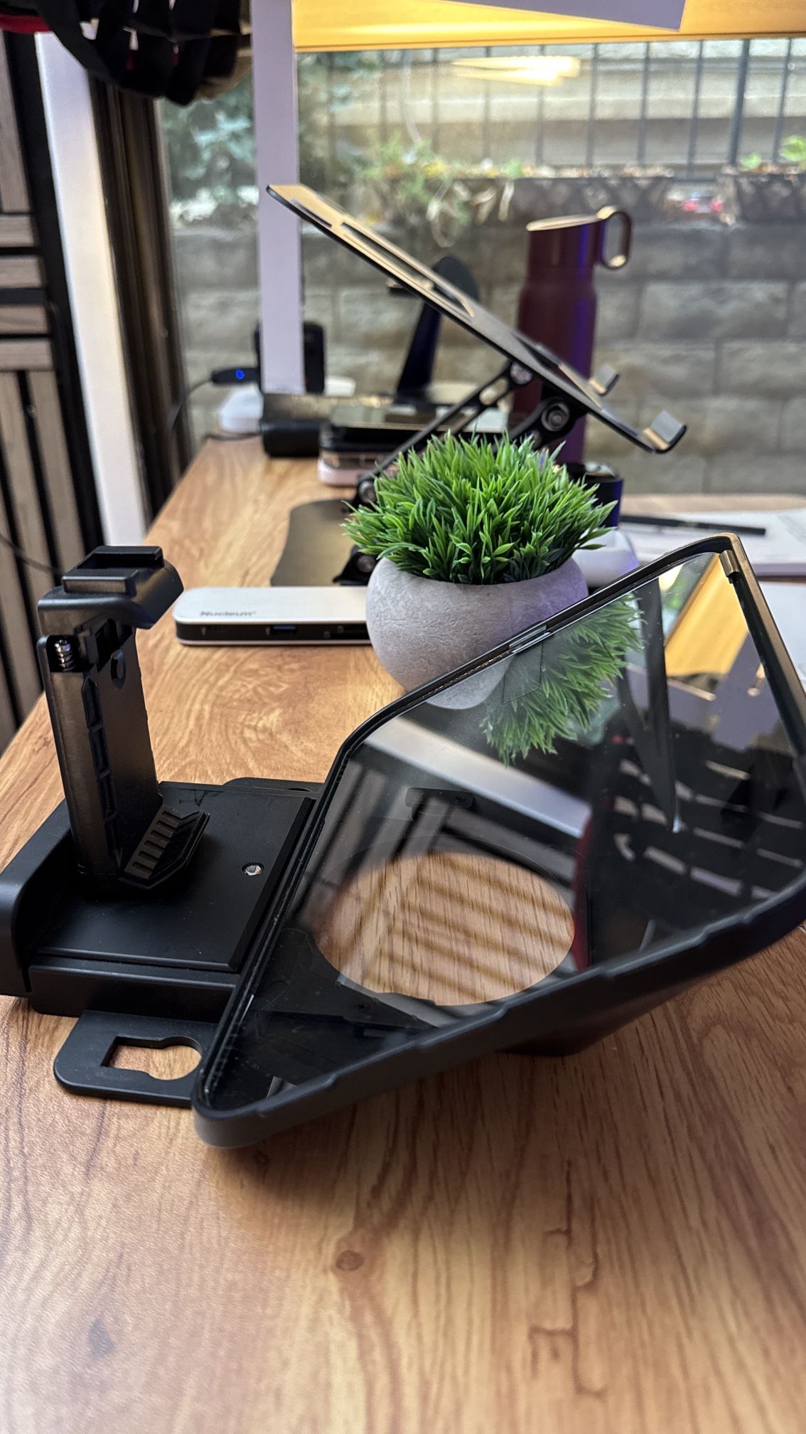 Densview Teleprompter With Remote Controller