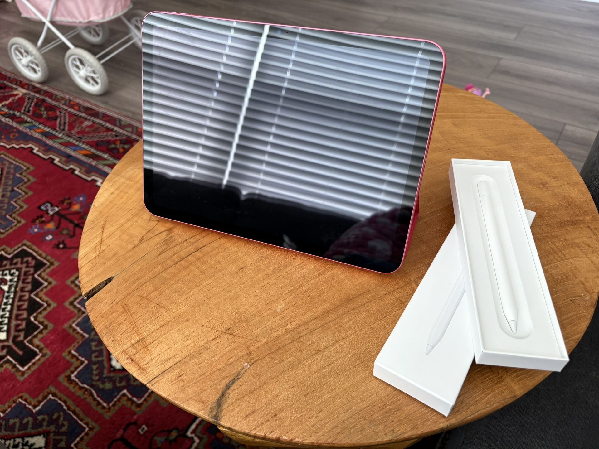 iPad (A16) with Apple Pencil (USB-C) and Smart Folio Case