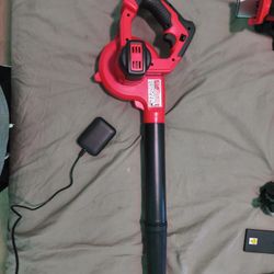 Milwaukee Compact Blower 