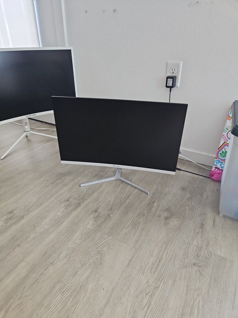24 Inch Curved Monitor