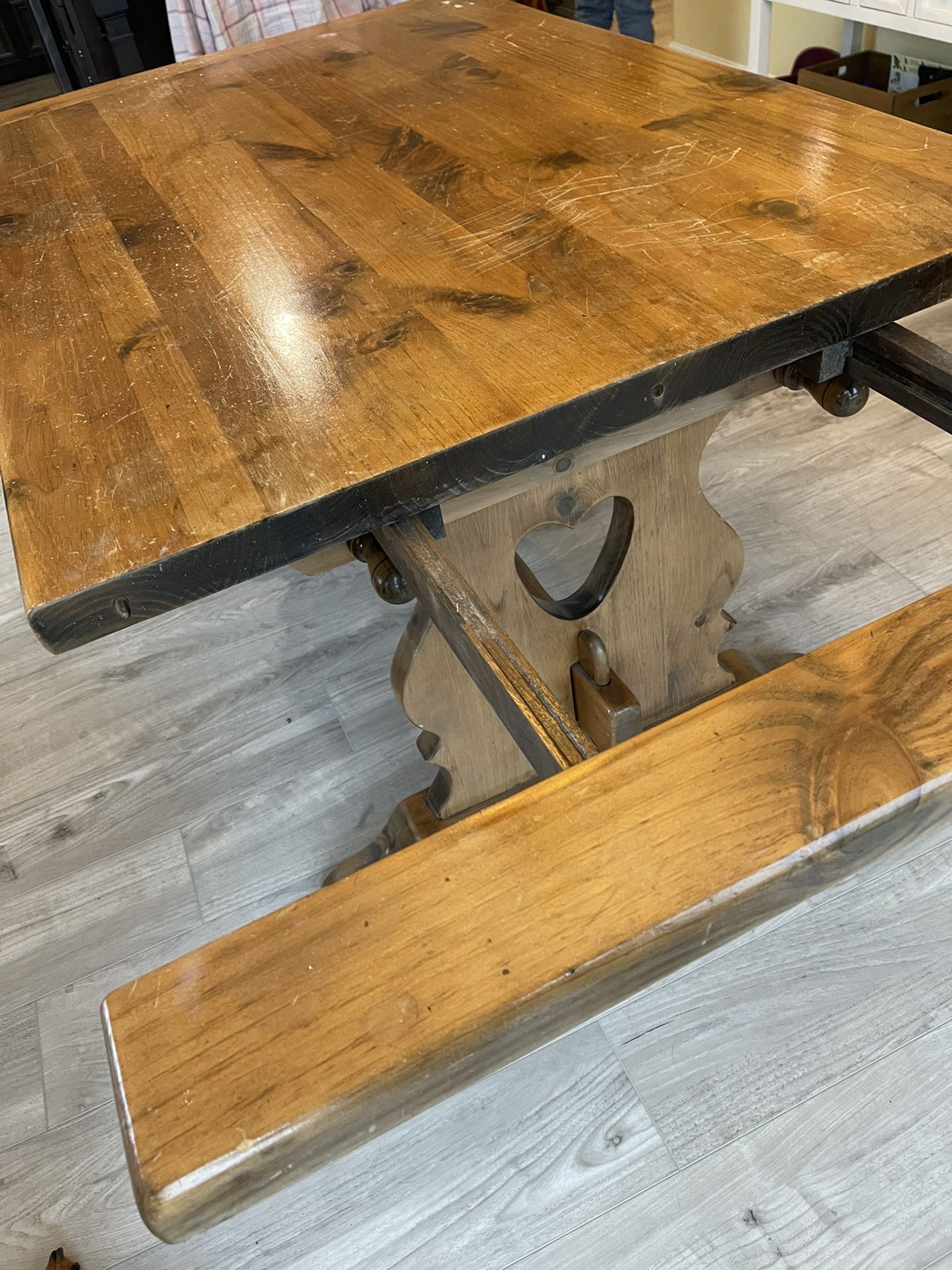 Antique Oak Kitchen Table With Leaves and 4 Chairs