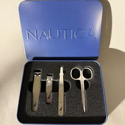 Nautica Manicure Set