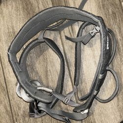 Used Petzl Climbing Harness – Adjustable & Comfortable