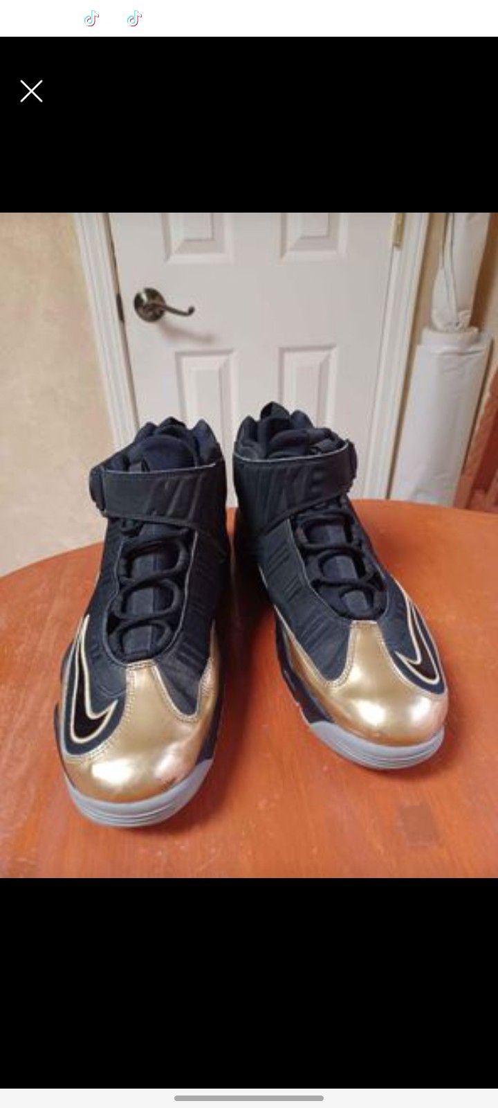 Size 12 Basketball Shoes