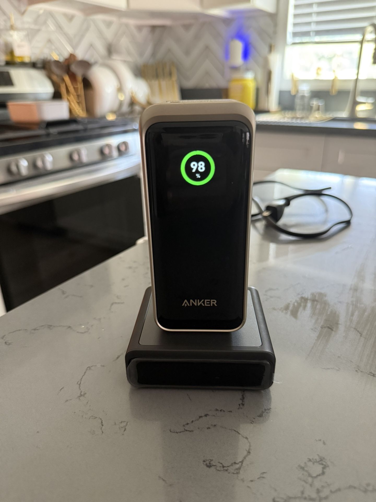 Anker Prime Power Bank, 20,000mAh 200W Portable Laptop Charger for Travel PLUS Charging Base