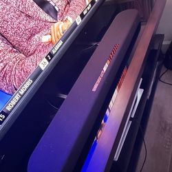 Yamaha Soundbar w/ Built In Subwoofer