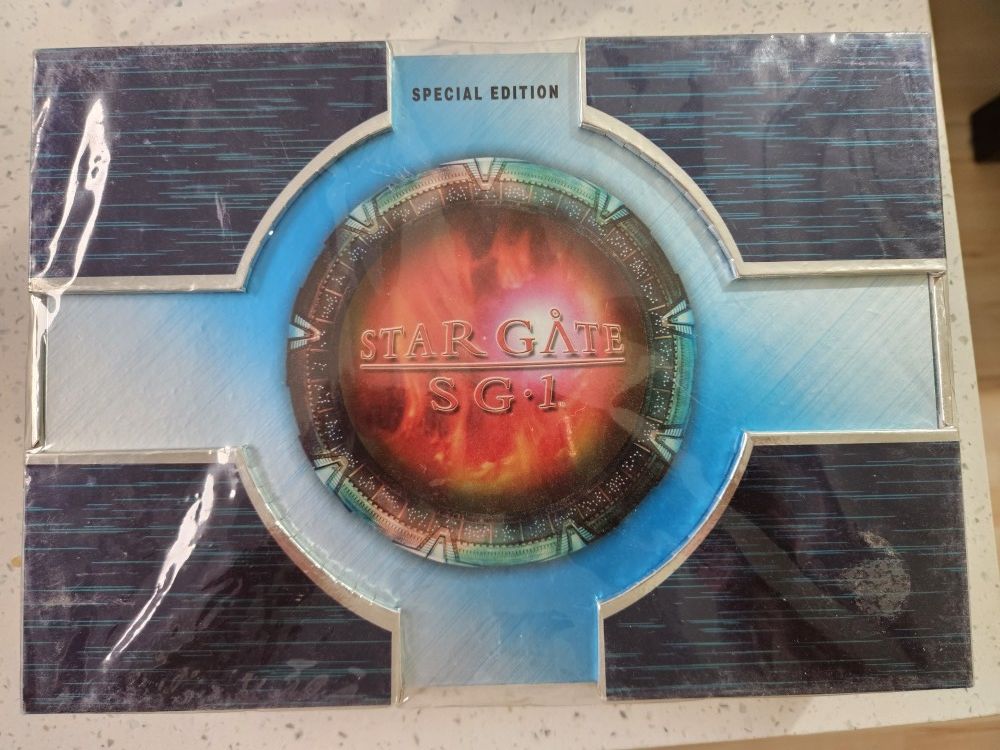 STAR GATE SG1 SPECIAL EDITION NEW SEAL