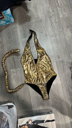 Costume