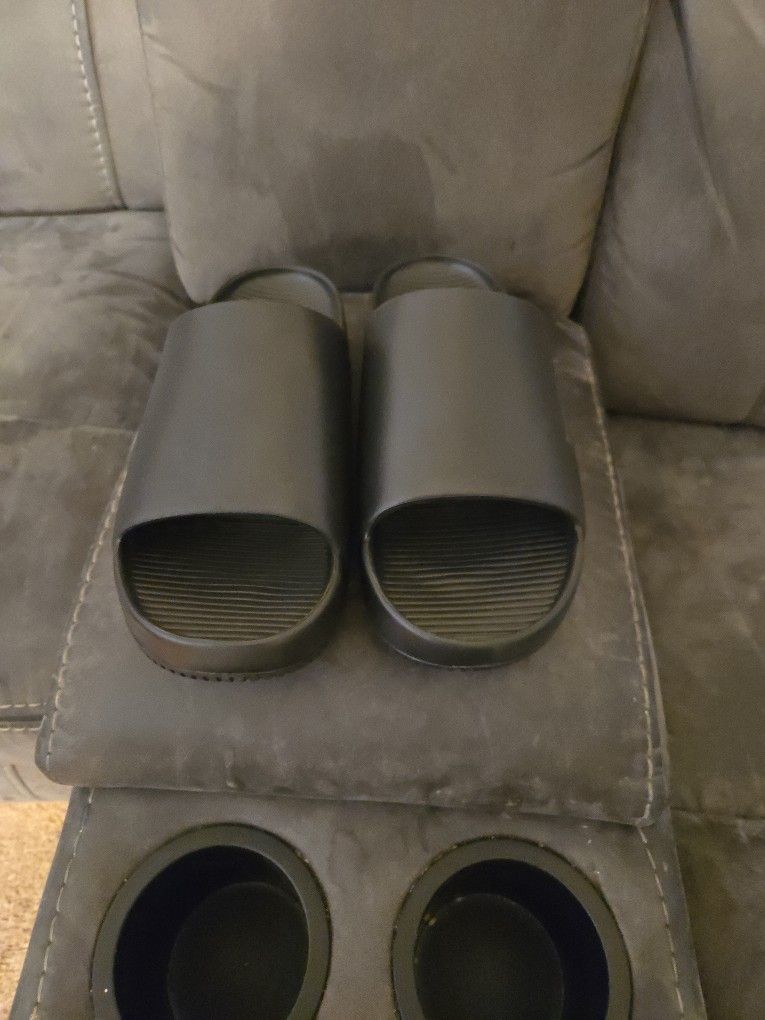 Nike Calm Slide