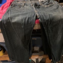 Button Fly 501 Straight Fit  Levi Jeans