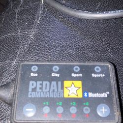 Pedal Commander 