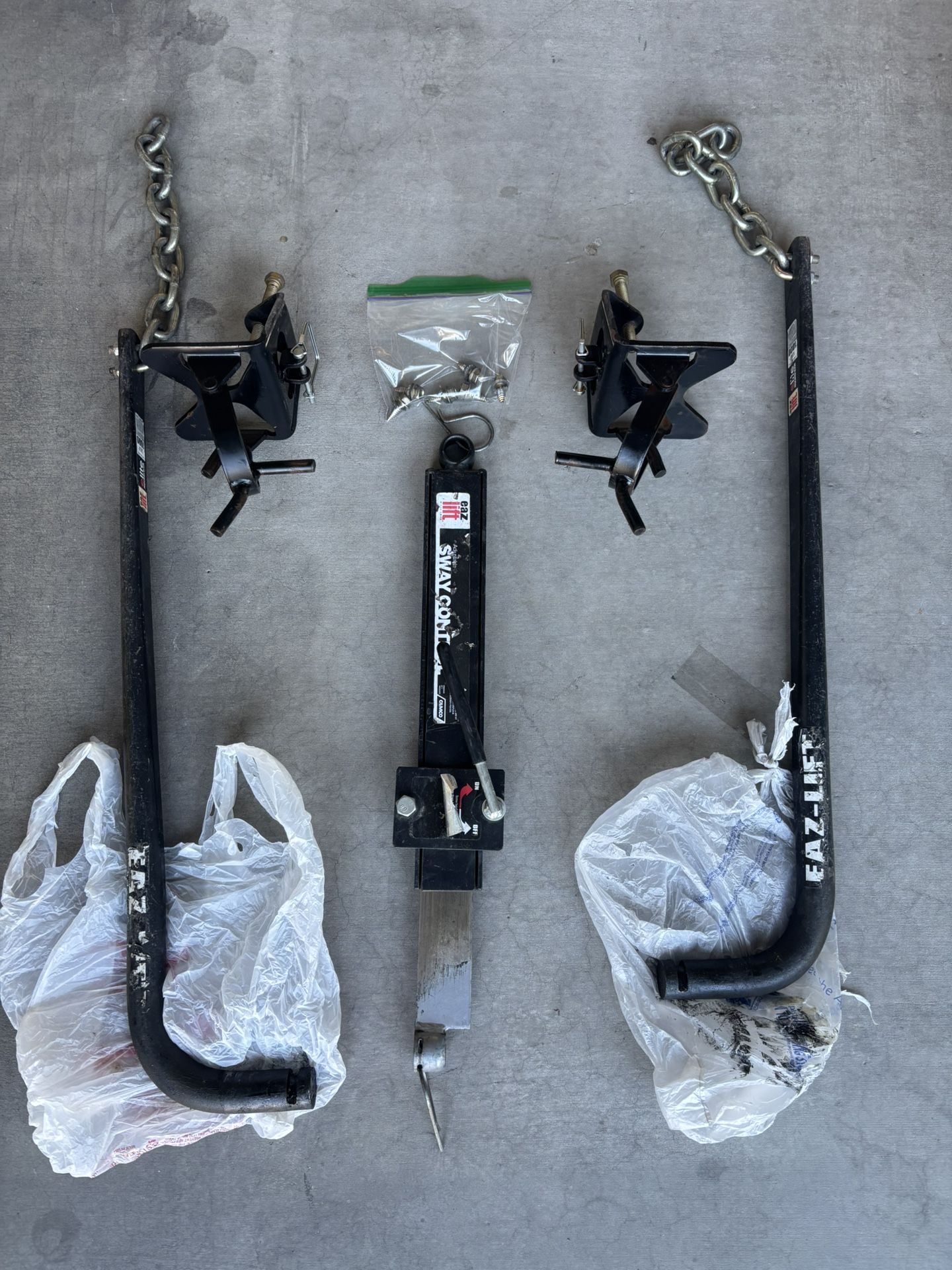 EAZ Lift Weight Distribution And Sway Control 