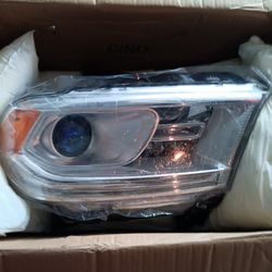 2014-2020 Dodge Darango Headlights 