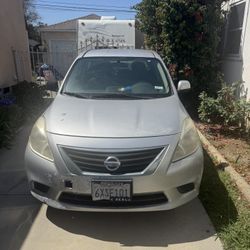 2012 Nissan Versa