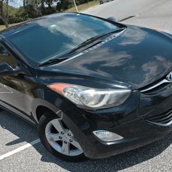Hyundai Elantra 2013