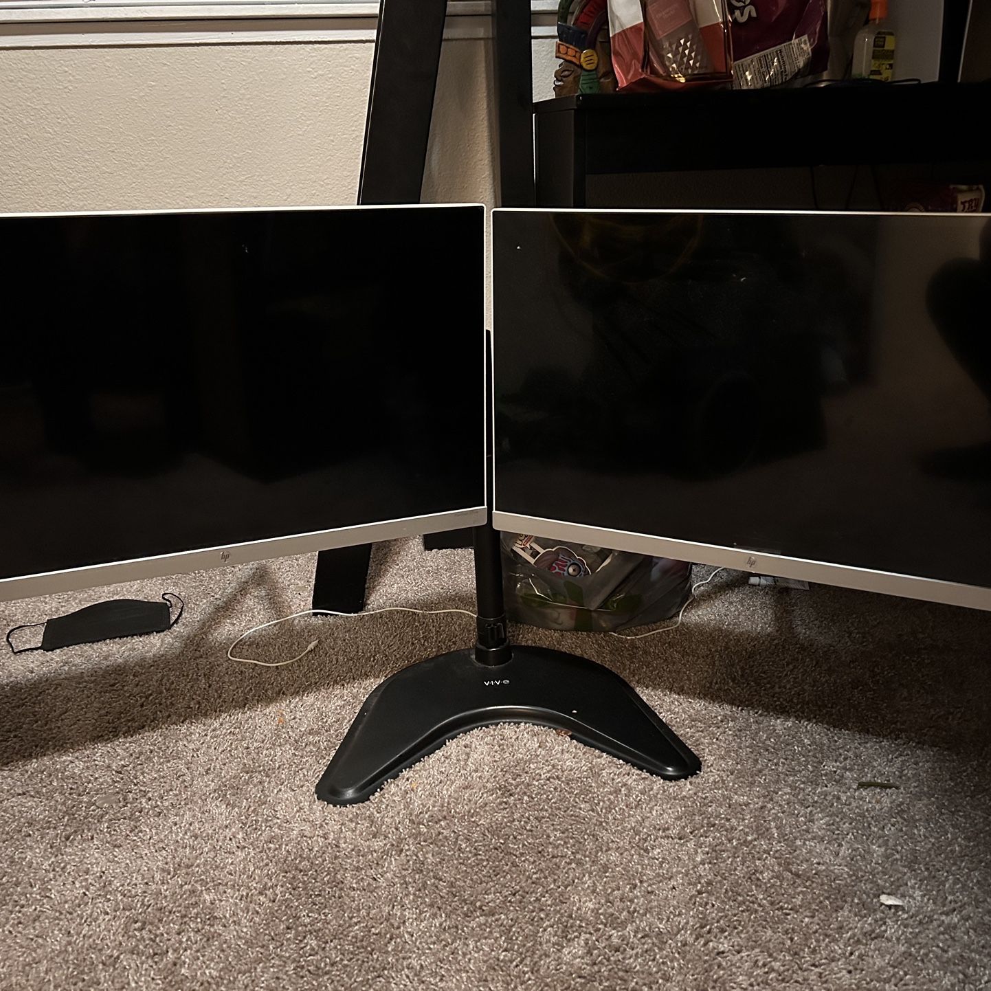 HP monitors With Stand 