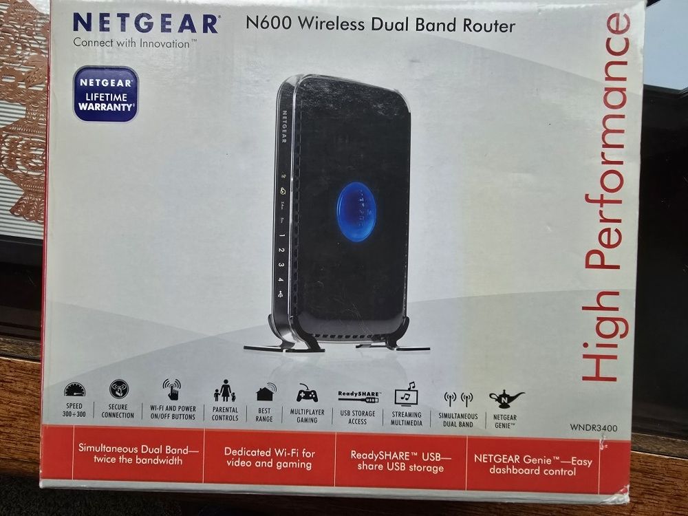 Netgear N600 300 Mbps 4-Port 10/100 Wireless N Router (WNDR3400)