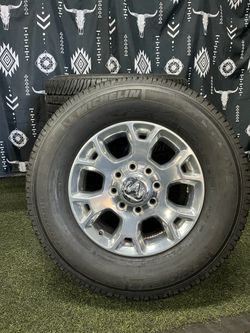 2025 Ram Laramie 2500 8 Lug 18 Inch OEM Wheels
