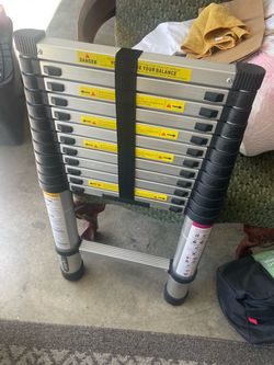 Telescoping Aluminum Extension Ladder