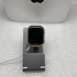 Apple iWatch Series 4 44mm Space Light Brown 