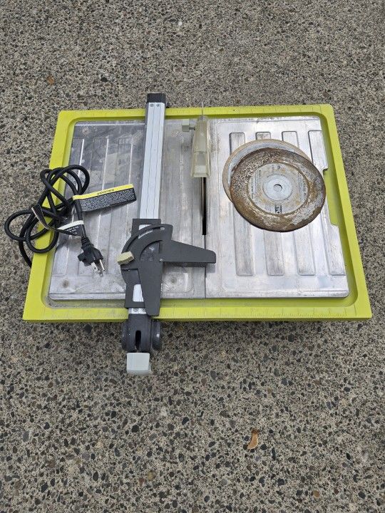Ryobi 7 inch wet saw $40