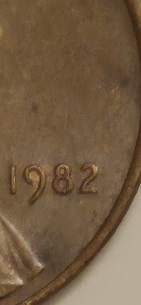 1982 Copper Small Date Penny: