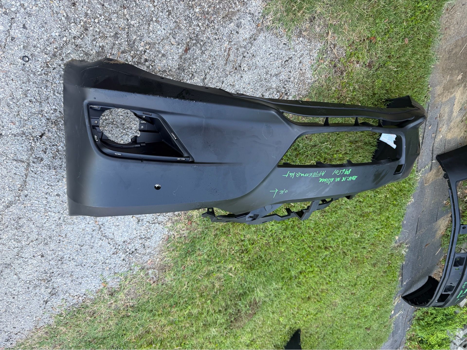 2016-18 Nissan Altima front bumper