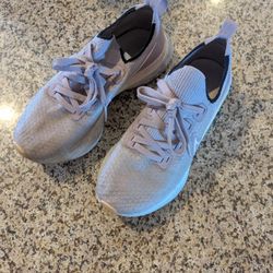Women's Running Shoes  W6.5