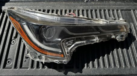 2020 2021 2022 Toyota  Corolla SE XLE XSE Right Passenger RH Side LED DRL Projector Headlamp Headlight OEM
