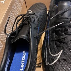 Nike phantom football shoes