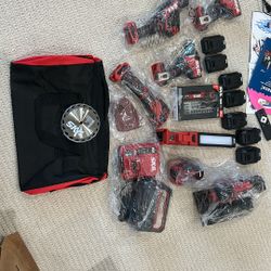 Skil 12v 8pc Oscillating Tool, Sander, Circular Saw Kit, Speaker, Impact, Drill Driver, LED, Sawzall