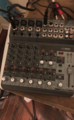 Behringer mixer