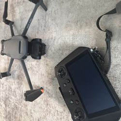 Dji Mavic 3 Pro and Pro controler 